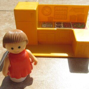 Fisher Price 1989 Little People Yellow Kitchen Set & Doll Figure